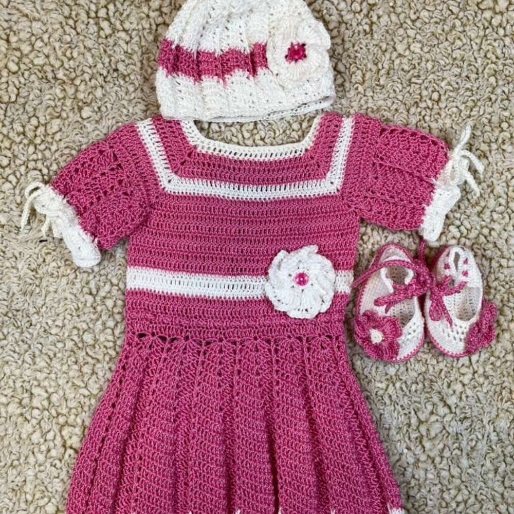 andmade Crochet Baby Dress Hat & Booties Set | Pink & White | Photo Shoot